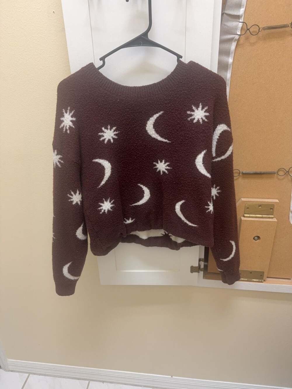 Volcom Celestial Moon and Star Pattern Sweater Size S (4/6)